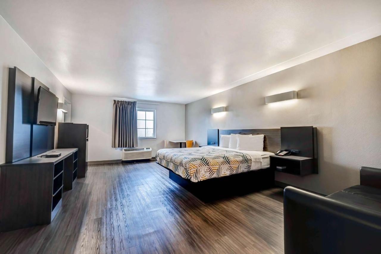 Motel 6-Mesquite, Tx - 발츠스프링스 외부 사진