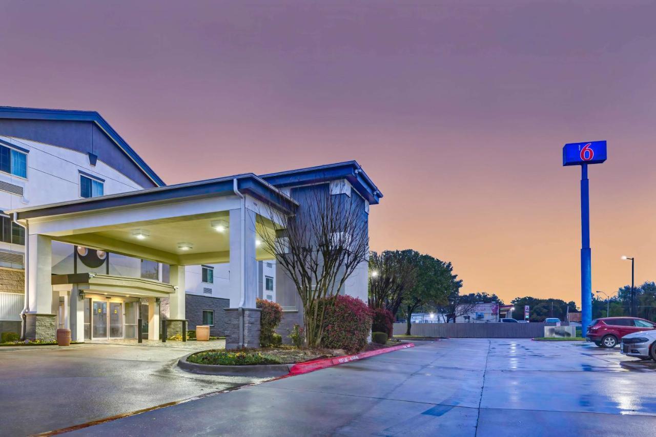 Motel 6-Mesquite, Tx - 발츠스프링스 외부 사진