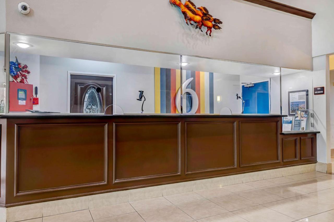 Motel 6-Mesquite, Tx - 발츠스프링스 외부 사진