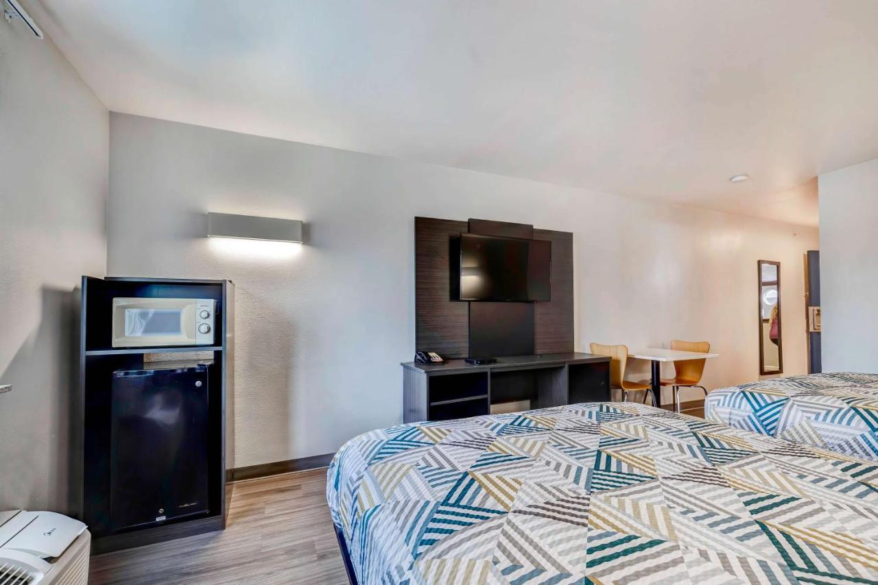 Motel 6-Mesquite, Tx - 발츠스프링스 외부 사진